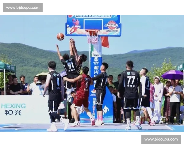 高清篮球赛事直播APP免费下载随时掌握赛场精彩瞬间实时观看体验 - 副本 - 副本 (2)